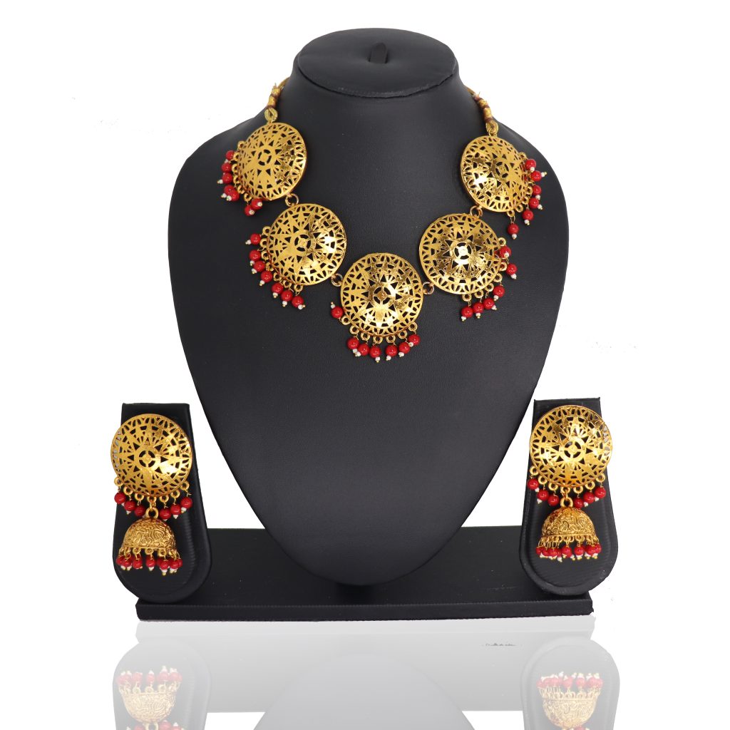 Red Pearl Gold Plated Punjabi Style Necklace 